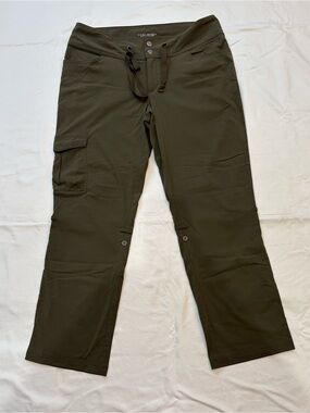 Columbia Omni Shield Advanced Repellency Green Women’s 12 Short Roll Up Legs